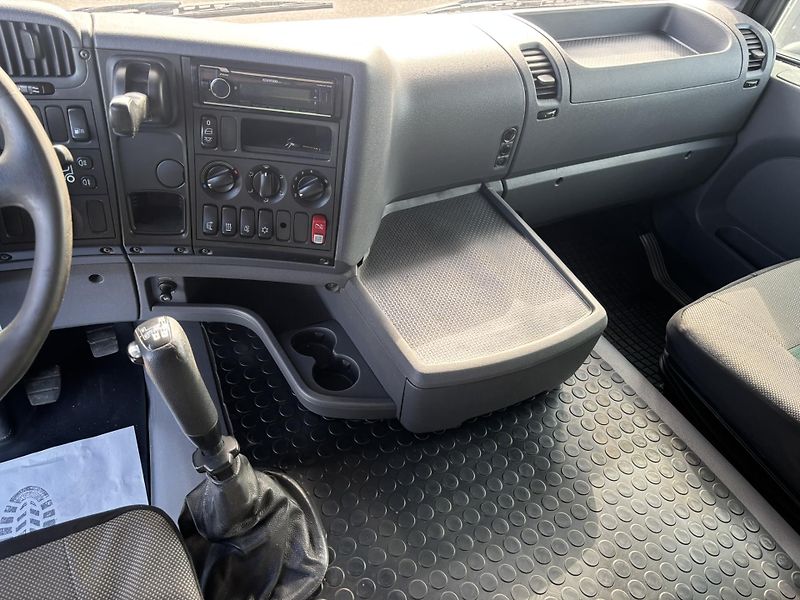 Scania G400 LA 4x2 EURO 5 ADR  - fotka 17 z 21