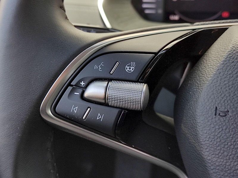Škoda Octavia (2024) Selection 1,5 Tsi 110 Kw - fotka 29 z 37