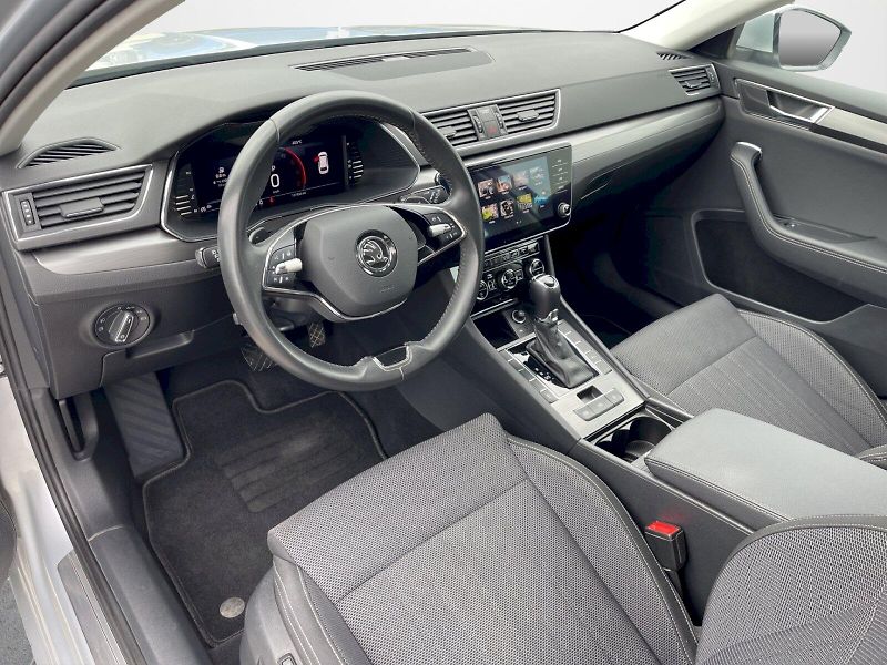 Škoda Superb (2022) 2.0 TDI 110kW DSG Style Plus c - fotka 5 z 34