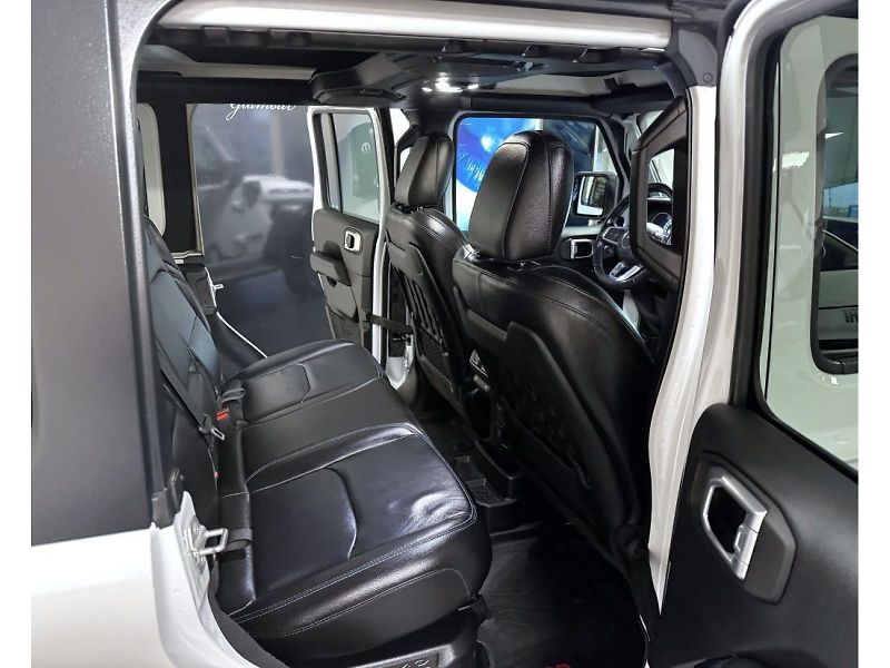 Jeep Wrangler (2022) Unlimited 2.0T 4xe PHEV AT8 Ru - fotka 11 z 22