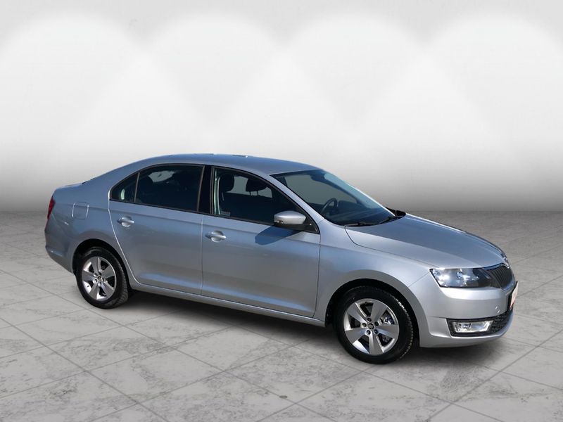 Škoda Rapid 1.2 TSi AMBITION - fotka 6 z 28