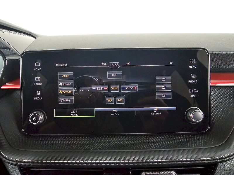 Škoda Fabia (2025) 1.0 TSI 85KW MONTE CARLO - fotka 16 z 27