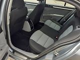 Škoda Superb (2009) 2.0 TDi  ČR - náhled 14