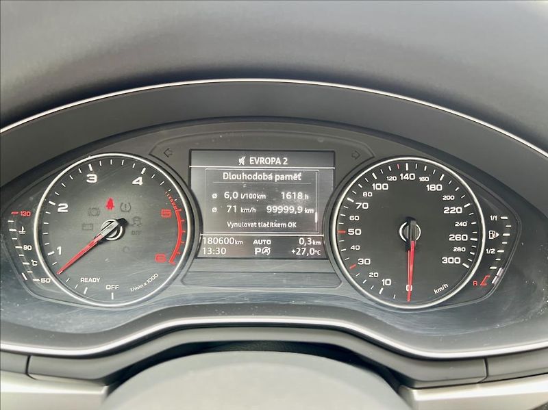 Audi A5 3,0 50 TDi QUATTRO AT8 * 286HP - fotka 23 z 49