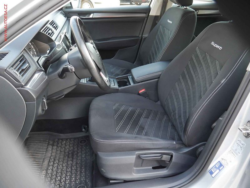 Škoda Superb (2017) 1.4TSi, ČR, AC, temp - fotka 9 z 17