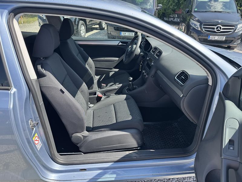 Volkswagen Golf (2008) VI,1.4-16V,SERVISKA - fotka 19 z 26