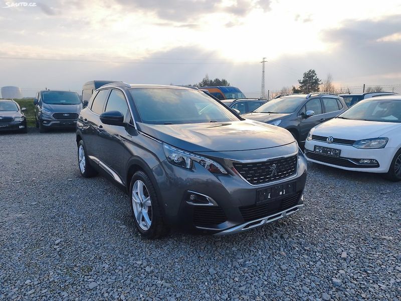 Peugeot 3008 (2019) - fotka 2 z 41