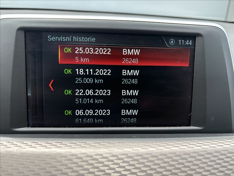 BMW X2 2,0 d Xdrive 140 KW M Edition - fotka 13 z 30