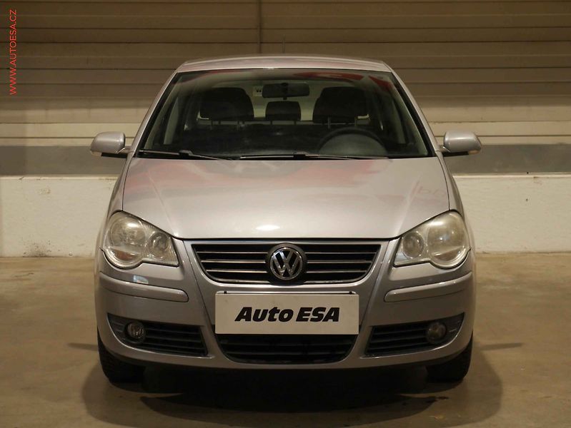 Volkswagen Polo (2008) 1.2., ČR, AC, el. výbava - fotka 2 z 16