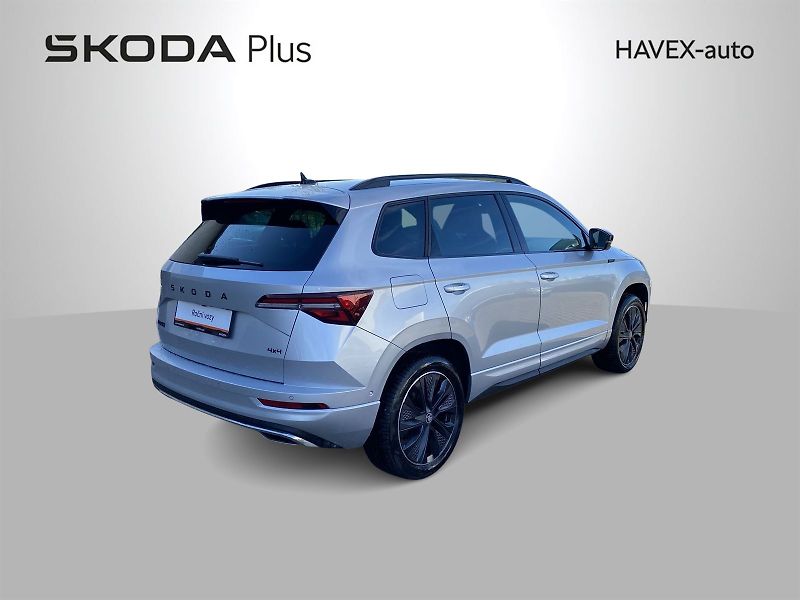 Škoda Karoq (2025) 2.0 TDI 4x4 DSG Sportline - fotka 2 z 38