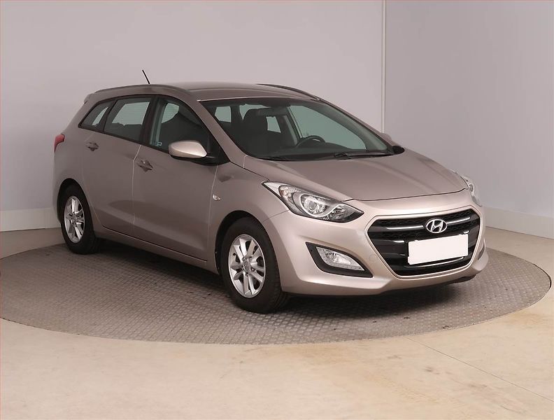 Hyundai i30 (2016) 1.6 MPI, Serv.kniha, Tempomat - fotografie inzerátu