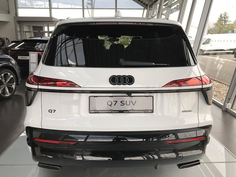 Audi Q7 Quattro 8TT 3,0TDI - fotka 8 z 26