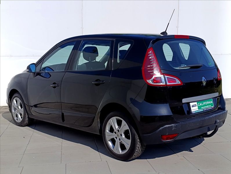 Renault Scénic 1,9 DCi Tažné Navi Aut. Klima - fotka 7 z 30