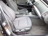 BMW Řada 1 (2008) 118d 105kW - náhled 20