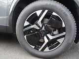 Peugeot 2008 (2026) ALLURE Hybrid 145k e-DCS6 - náhled 9