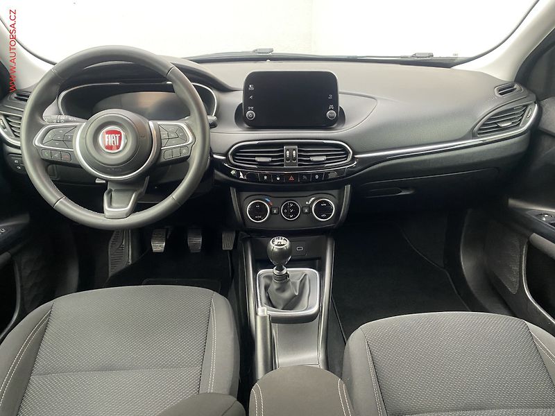 Fiat Tipo (2021) 1.6 MJT, Life - fotka 8 z 16