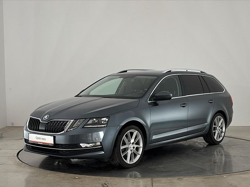 Škoda Octavia Style DSG - fotka 1 z 30