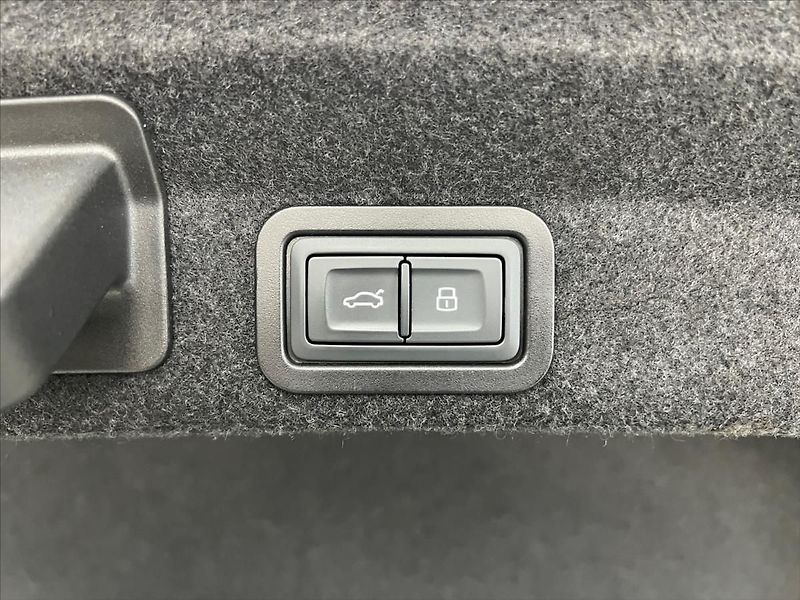Audi S6 55TDI QUATTRO, VZDUCH, BLACK P - fotka 31 z 33