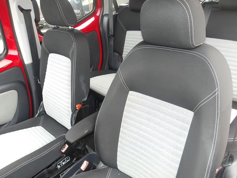 Fiat Qubo 1,4i ČR 1.MAJITELKA !!! - fotka 21 z 28