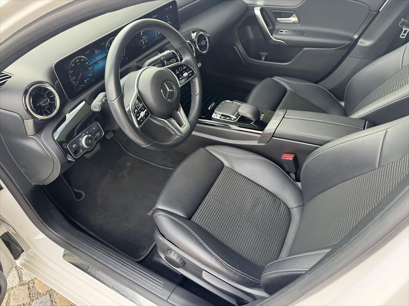 Mercedes-Benz Třídy A A 200 Progressive - fotka 6 z 29