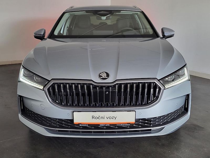 Škoda Superb - fotka 4 z 30