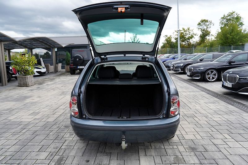 Škoda Fabia 1.4 16V Ambiente Combi 80PS - fotka 10 z 34