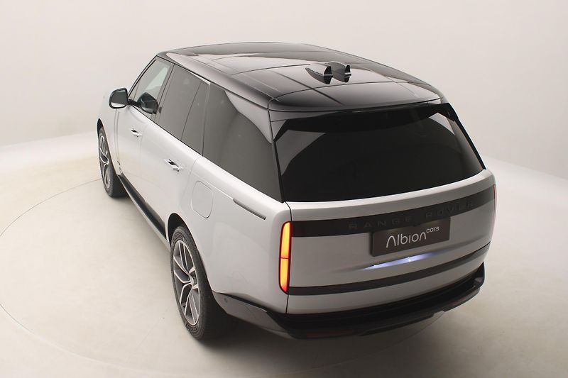 Land Rover Range Rover P550e AUTOBIOGRAPHY REZERVACE - fotka 16 z 83