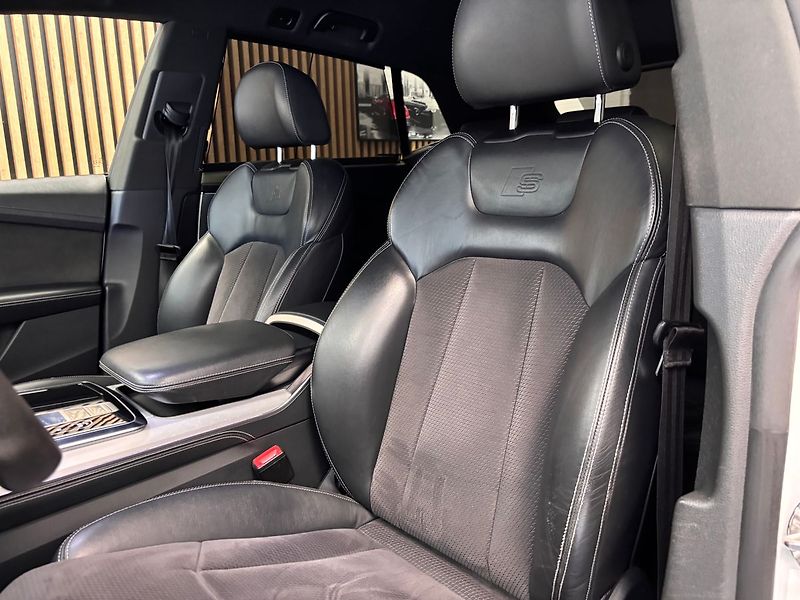 Audi Q8 50 3.0 TDI QUATTRO S-LINE - fotka 12 z 34