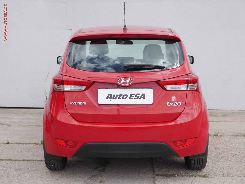 Hyundai ix20 (2019) 1.6i, 1.maj,ČR, servis.kniha - fotka 5 z 14