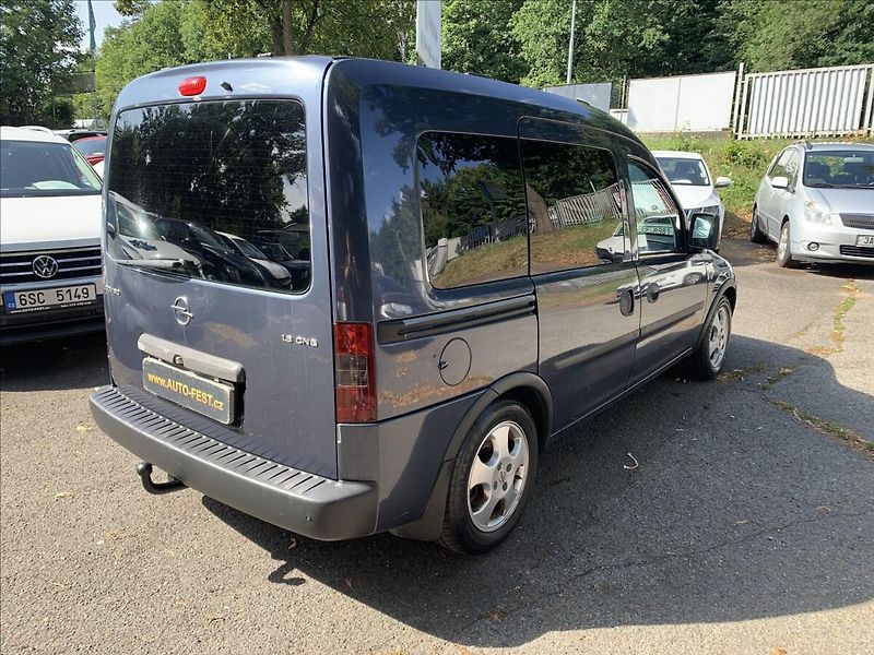 Opel Combo 1,6 CNG - fotka 5 z 18