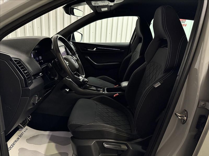 Škoda Karoq 2.0TDI DSG ACC SPORTLINE - fotka 29 z 37