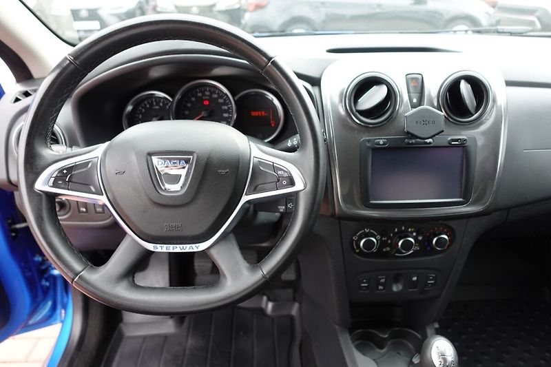 Dacia Logan 09.TCe 66kW Stepway - fotka 14 z 29