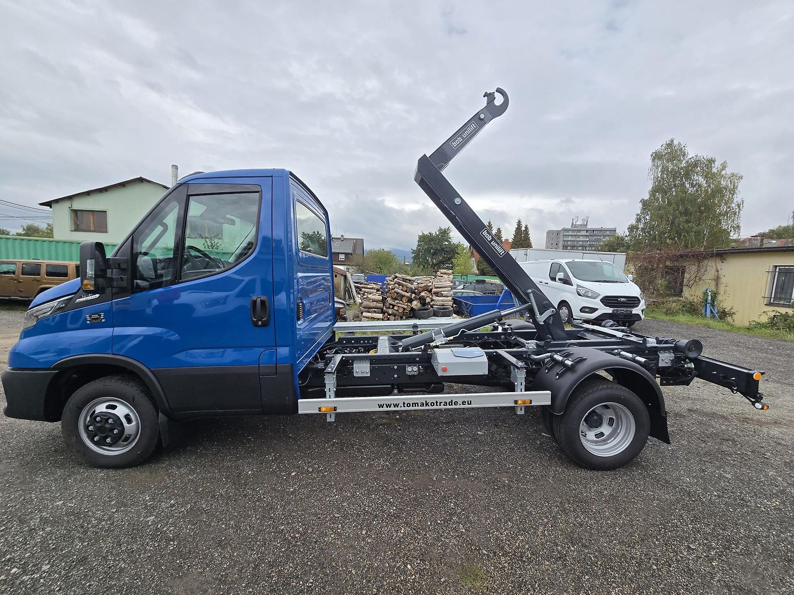 Iveco Daily HÁKOVÝ NOSIČ DO 3,5 T — foto 6