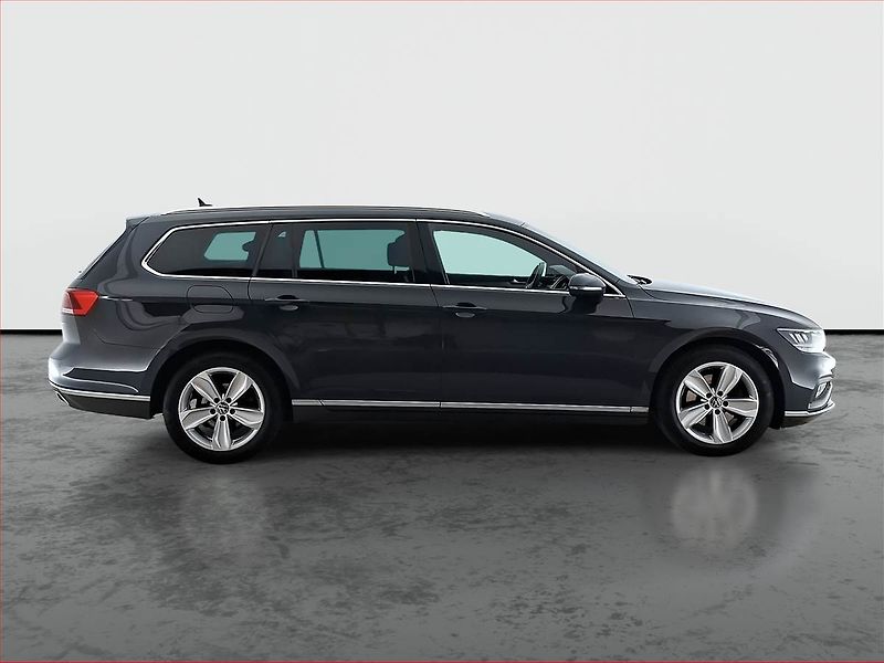 Volkswagen Passat (2021) 2.0 TDI, Automat, Kůže, Navi - fotka 6 z 23