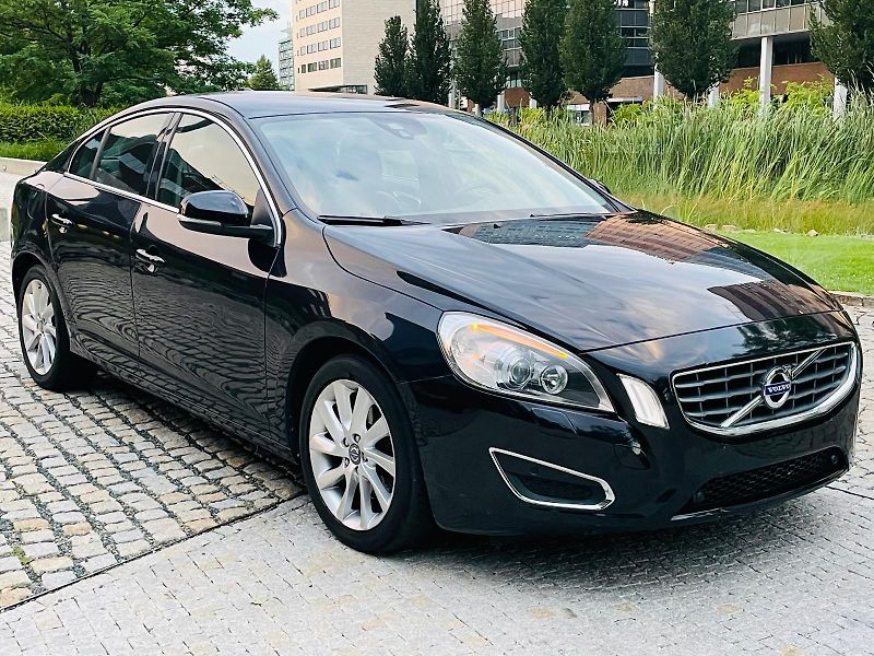 Volvo S60 2.0D 120KW 5VÁLEC VÝHŘEV SENZO - fotka 8 z 44