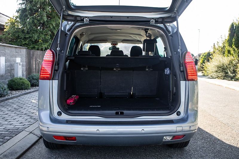 Peugeot 5008 - fotka 16 z 16