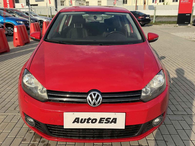 Volkswagen Golf (2010) 1.4 TSi, AC, park.čidla - fotka 2 z 17