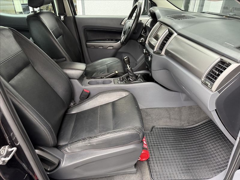 Ford Ranger 3,2 Limited,Hardtop,po servisu - fotka 12 z 28