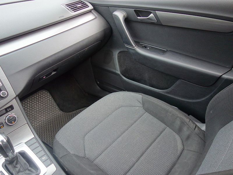Volkswagen Passat (2013) 1.4TSI 110kW DSG E-FUEL - fotka 13 z 45