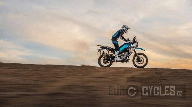 CFMOTO 450 MT-RX (2026) - fotka 14 z 16