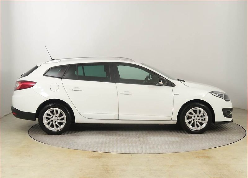 Renault Mégane (2015) 1.5 dCi, Navi, Tempomat - fotka 6 z 20