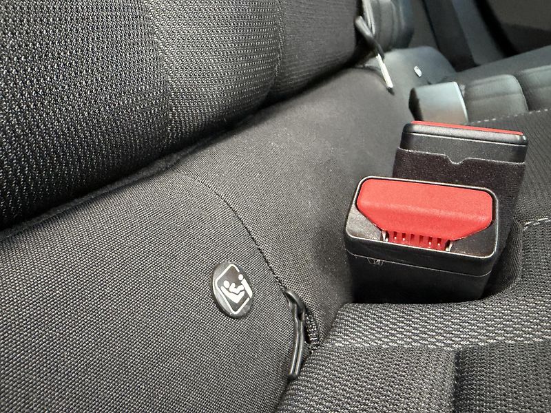 Citroën C4 (2025) PLUS PureTech 130k EAT8 - fotka 32 z 37