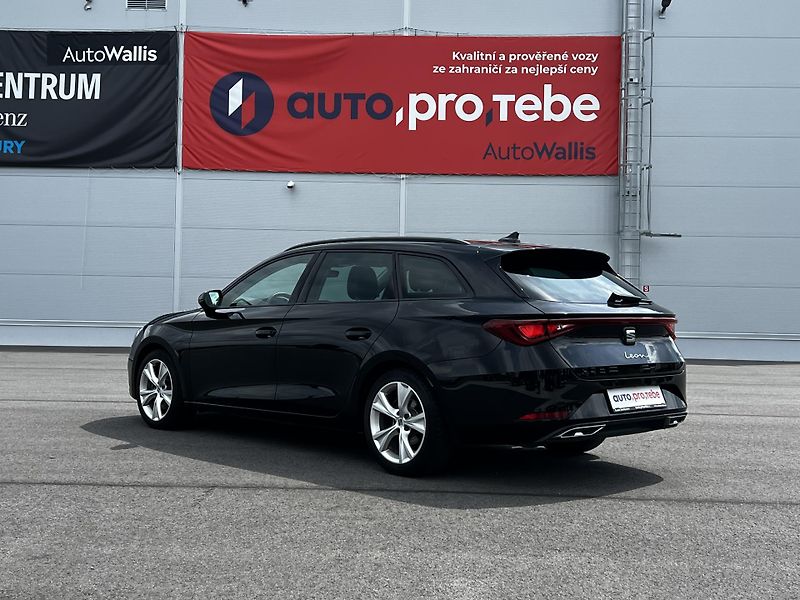 Seat Leon 2.0TDI 110kW DSG FR-Line DPH  - fotka 5 z 25