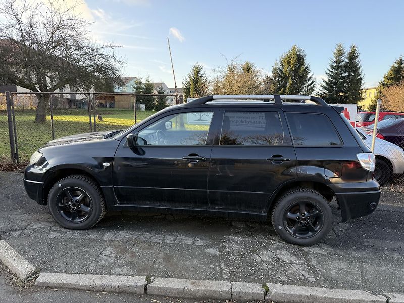 Mitsubishi Outlander (2008) 2.0i 100kw LPG (2008) - fotka 5 z 11