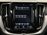 Volvo XC60 B4 AWD MOMENTUM PRO AUT CZ - náhled 28