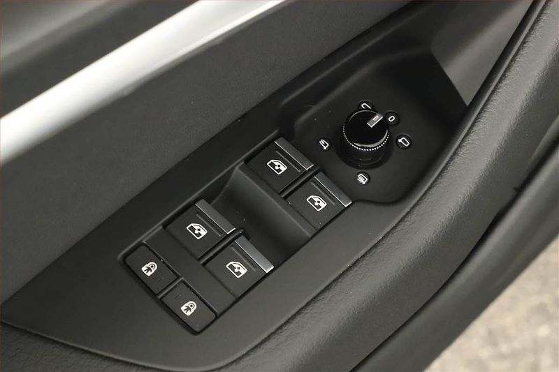 Audi A6 (2019) 45 TDI - fotka 16 z 17