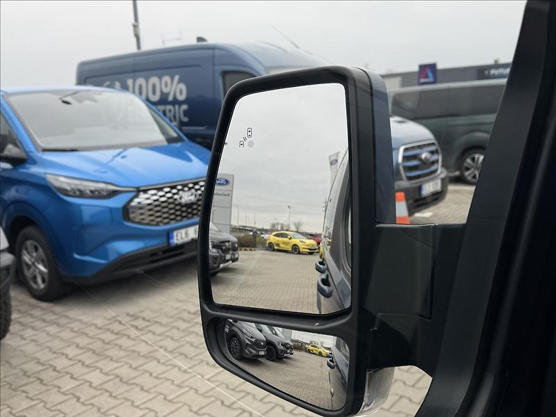 Ford Tourneo Custom 2,0 136kW Titanium X Webasto - fotka 28 z 28