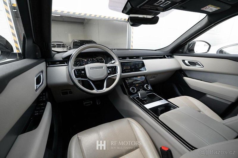 Land Rover Range Rover Velar (2022) P250 R-Dynamic 250 PS 4x4 - fotka 14 z 20