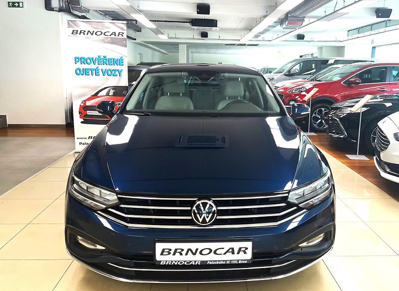 Volkswagen Passat 2.0TDI 110 kW BMT Elegance, ČR - fotka 2 z 29