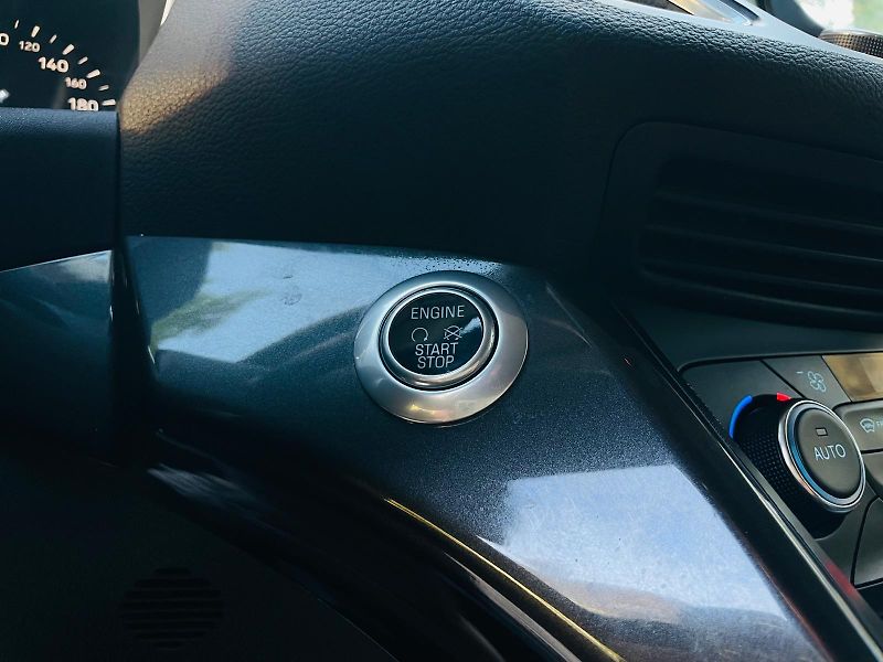 Ford C-MAX 2.0TDCi MANUÁL VÝHŘEV TAŽNÉ  - fotka 43 z 47